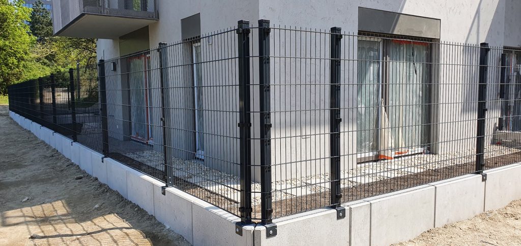 Plotový panel 2D realizacia